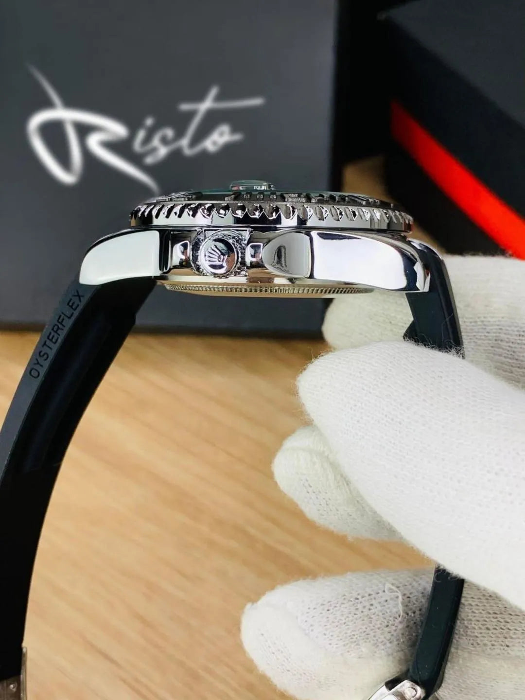 MAN'S WATCH
