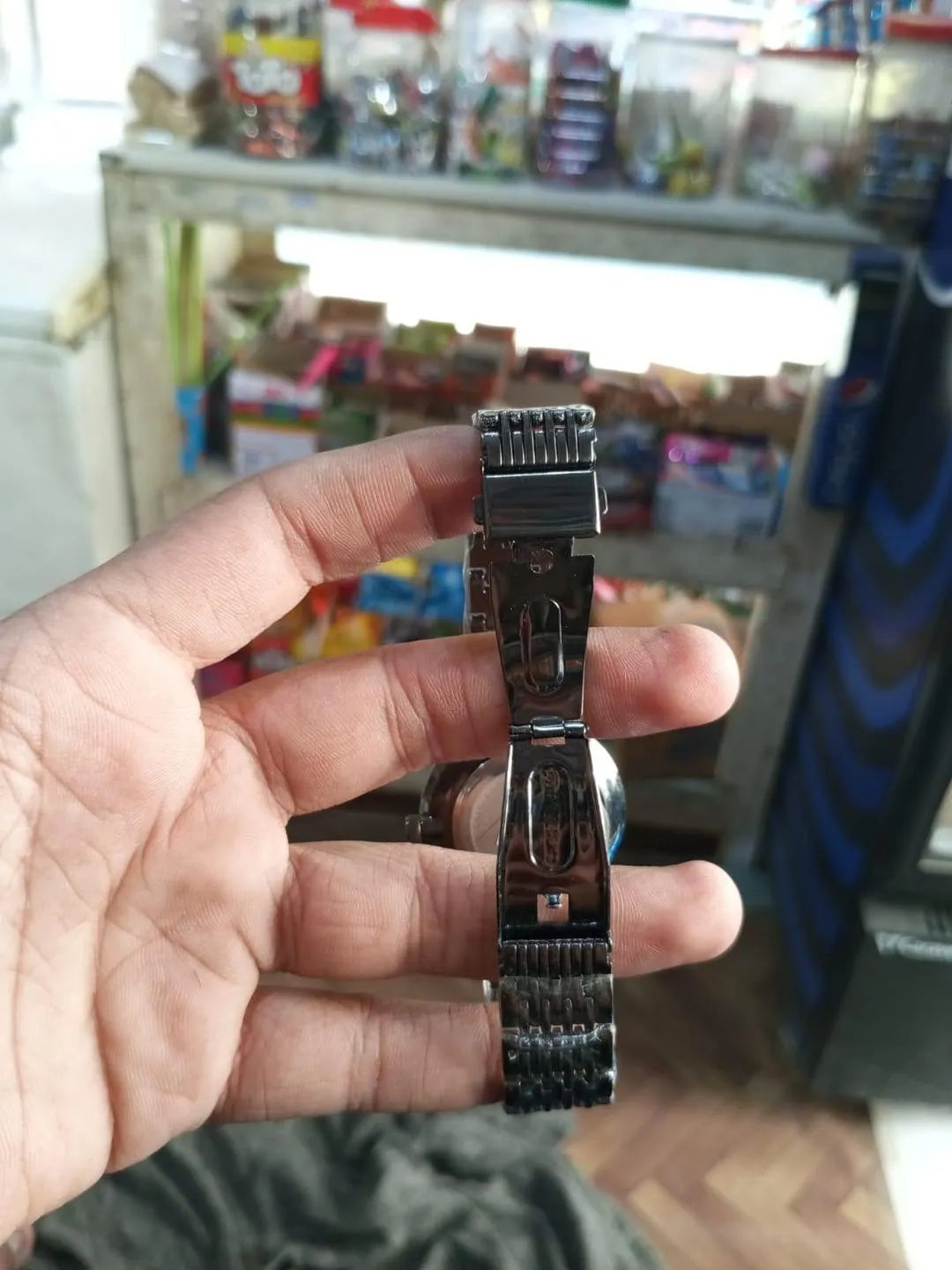 WATCH GIRL'S