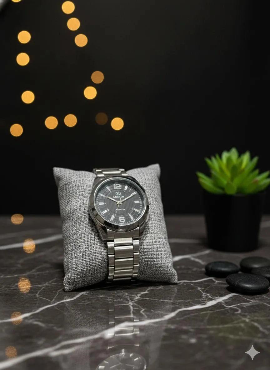 MAN'S WATCH