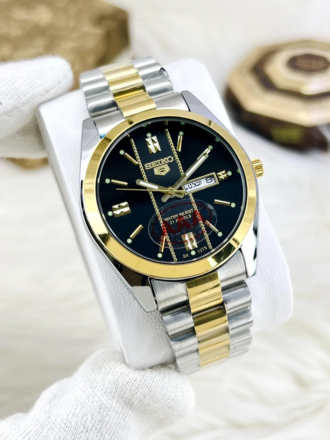 MAN'S WATCH